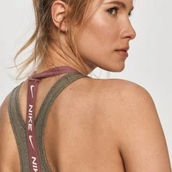 Γυναικεία Αμάνικος Nike - Top φούξια -Nike Εκπτώσεις unnamed file 1094