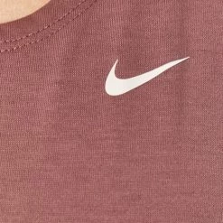 Γυναικεία Αμάνικος Nike - Top φούξια -Nike Εκπτώσεις unnamed file 1095